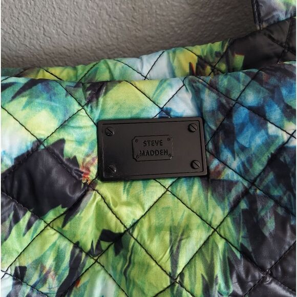 Steve Madden Large Multicolor Tie Dye Tote Duffle Bag - Picture 2 of 6